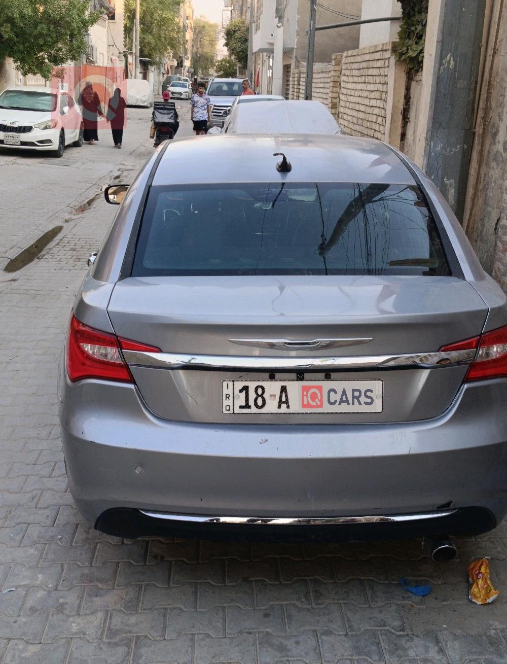 كرايسلر 200